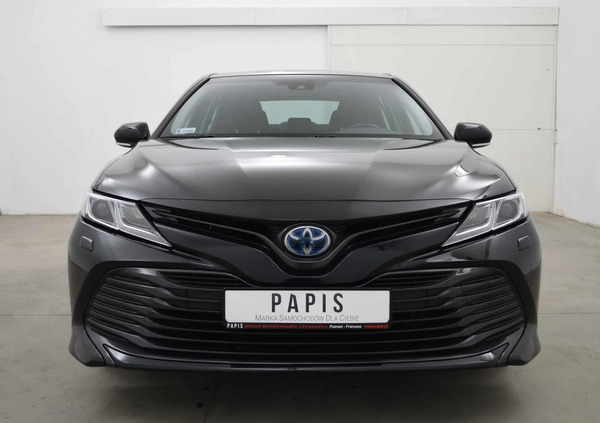 Toyota Camry cena 99399 przebieg: 100000, rok produkcji 2020 z Poznań małe 704